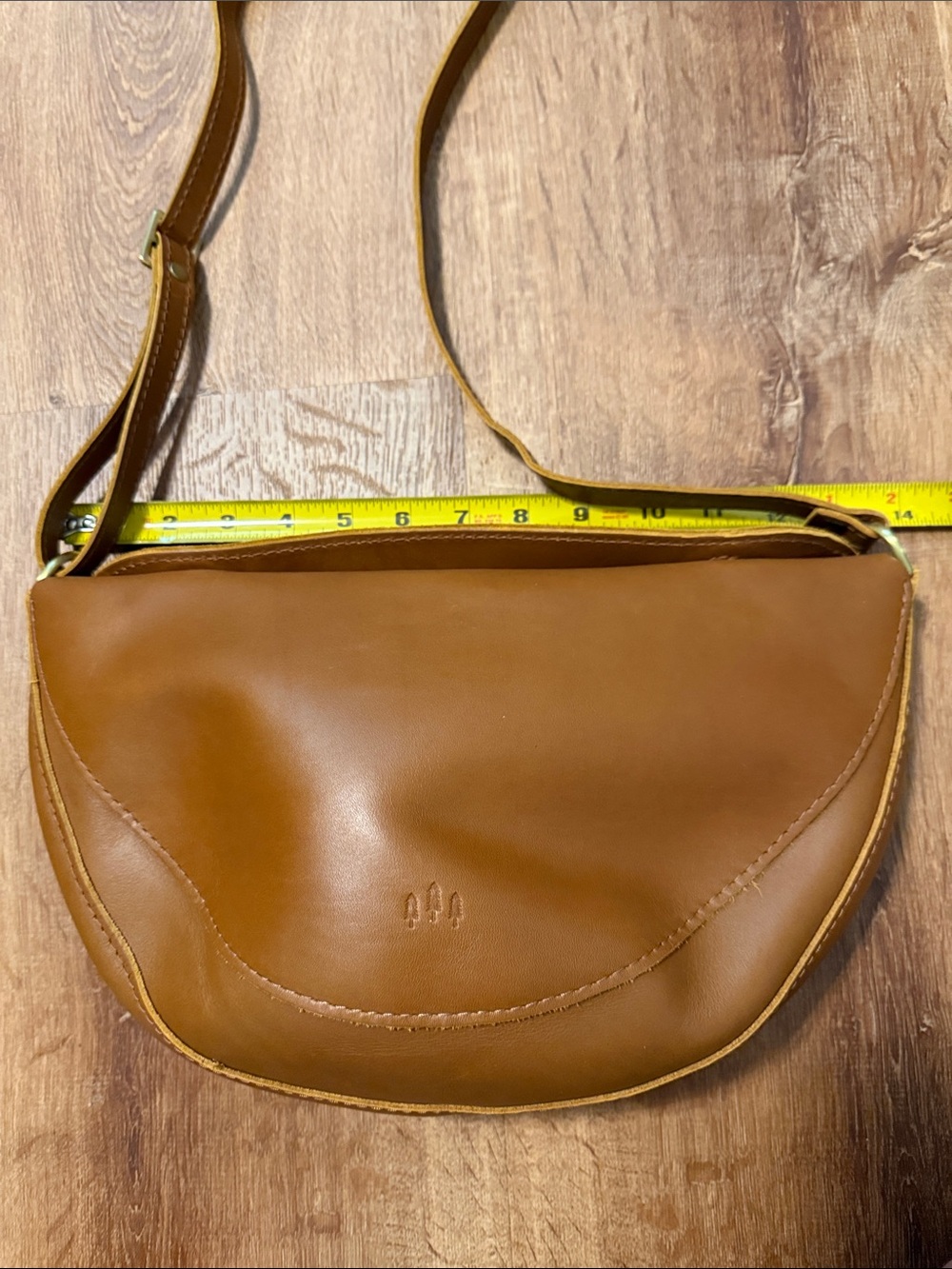 Portland Leather Koala Crossbody Medium Honey - Picture 10 of 12